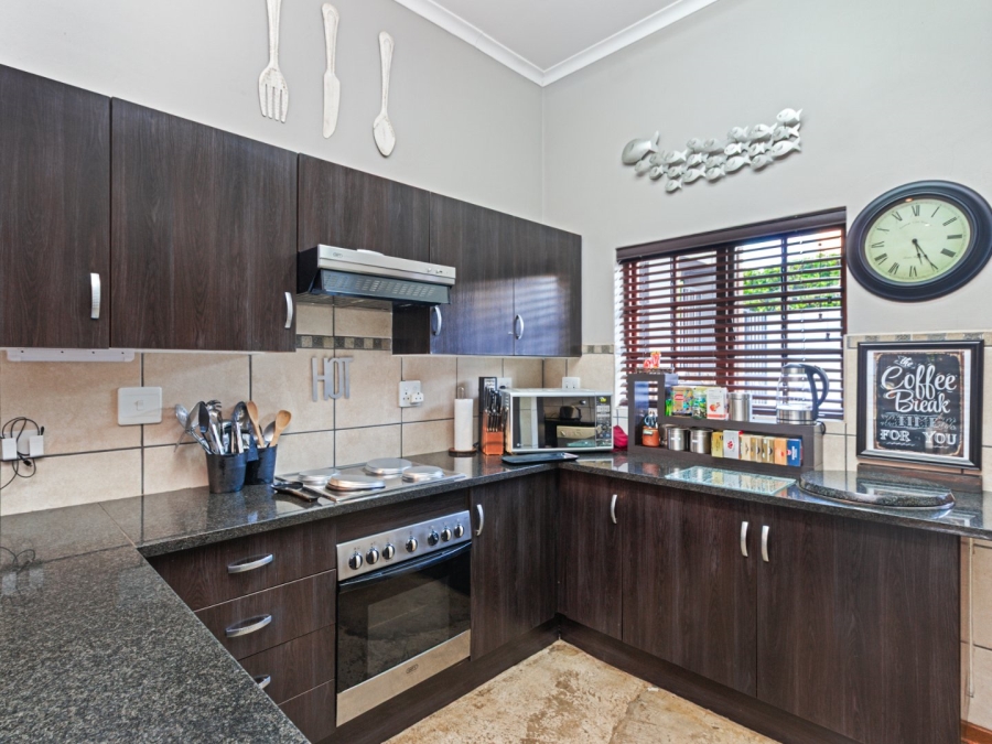 3 Bedroom Property for Sale in Meerhof North West